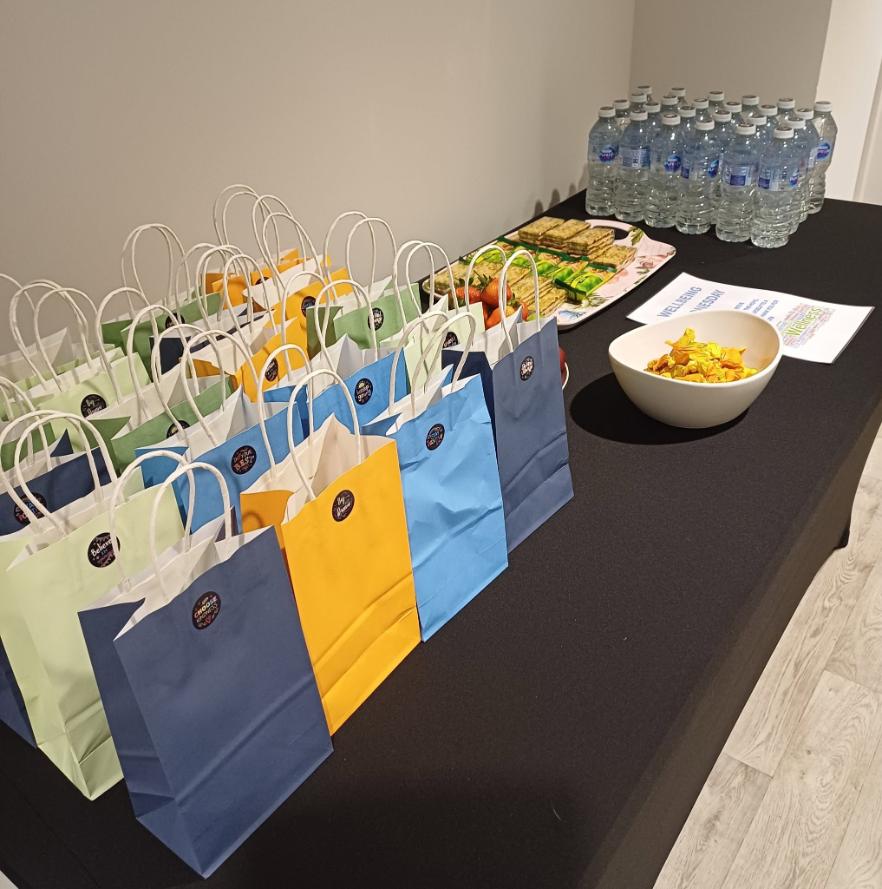 goody-bags-filled-with-healthy-treats